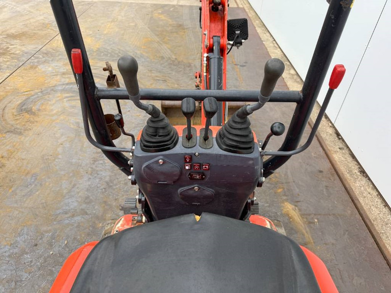 Мини-экскаватор Kubota U10-3 - Hydr. Undercarriage / Hammer Lines: фото 9
