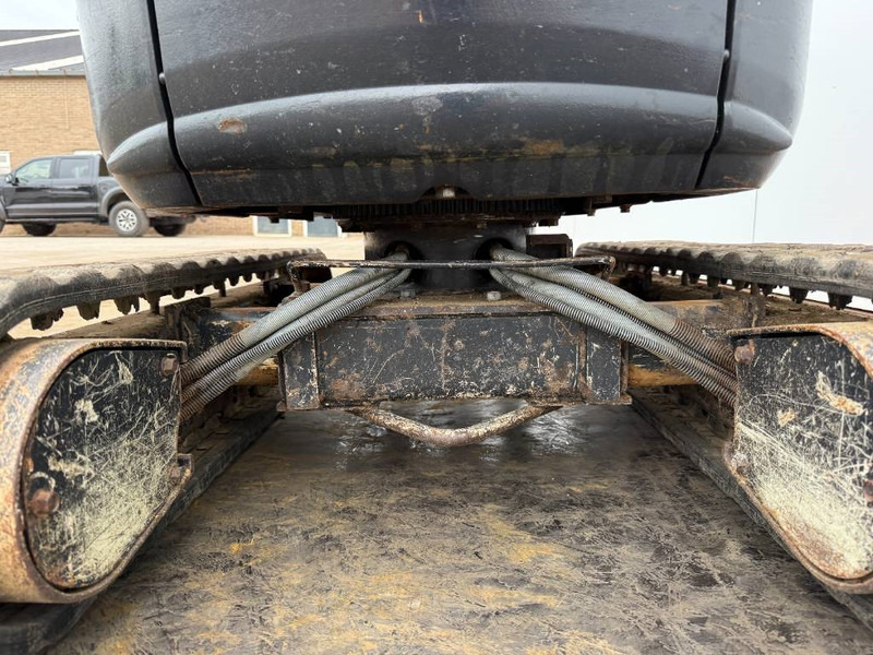 Мини-экскаватор Kubota U10-3 - Hydr. Undercarriage / Hammer Lines: фото 20