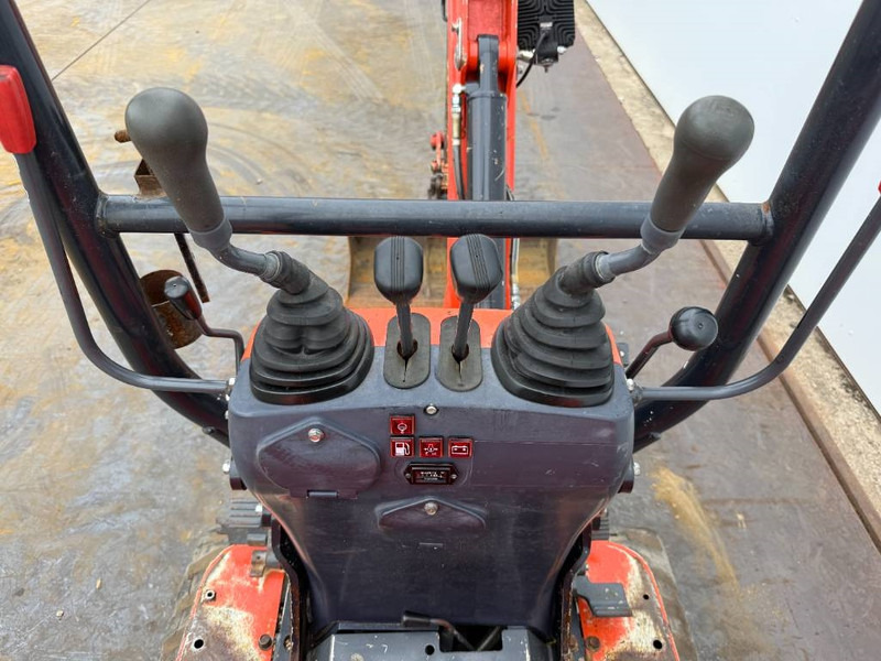 Мини-экскаватор Kubota U10-3 - Hydr. Undercarriage / Hammer Lines: фото 10