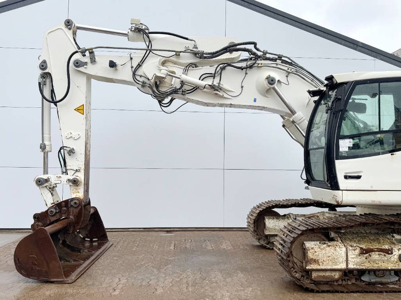Гусеничный экскаватор Liebherr R906LC Litronic - 2 Buckets / Quick Coupler: фото 10