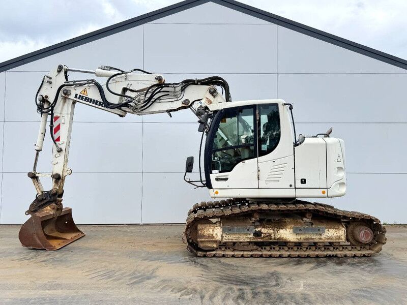 Liebherr R914 Compact - 5 Buckets + Forks + Tooth / Triple - Гусеничный экскаватор: фото 2 Liebherr R914 Compact - 5 Buckets + Forks + Tooth / Triple - Гусеничный экскаватор: фото 2