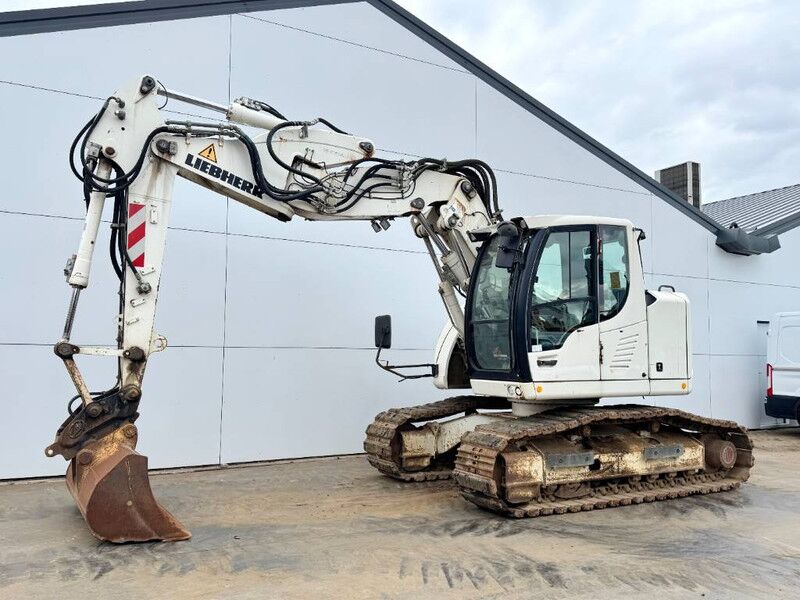 Liebherr R914 Compact - 5 Buckets + Forks + Tooth / Triple - Гусеничный экскаватор: фото 3 Liebherr R914 Compact - 5 Buckets + Forks + Tooth / Triple - Гусеничный экскаватор: фото 3