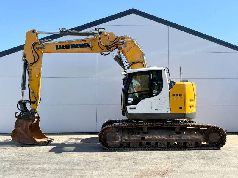 Liebherr R926LC Compact - Hammer Lines / Quick Coupler - Гусеничный экскаватор: фото 1 Liebherr R926LC Compact - Hammer Lines / Quick Coupler - Гусеничный экскаватор: фото 1