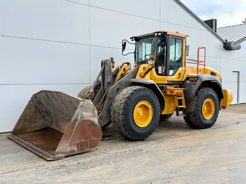 Volvo L120H - 3rd Function / Quick Coupler - Колёсный погрузчик: фото 2 Volvo L120H - 3rd Function / Quick Coupler - Колёсный погрузчик: фото 2