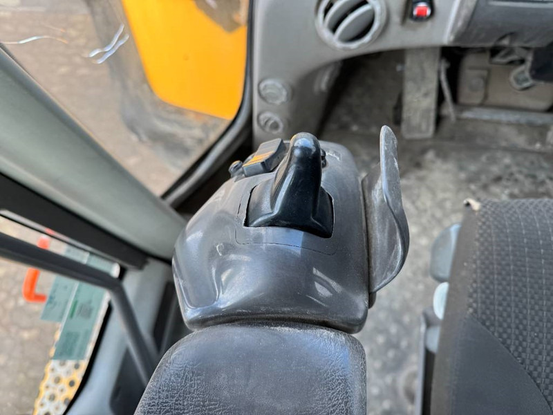 Колёсный погрузчик Volvo L220H - Dutch Machine / CDC Steering: фото 10