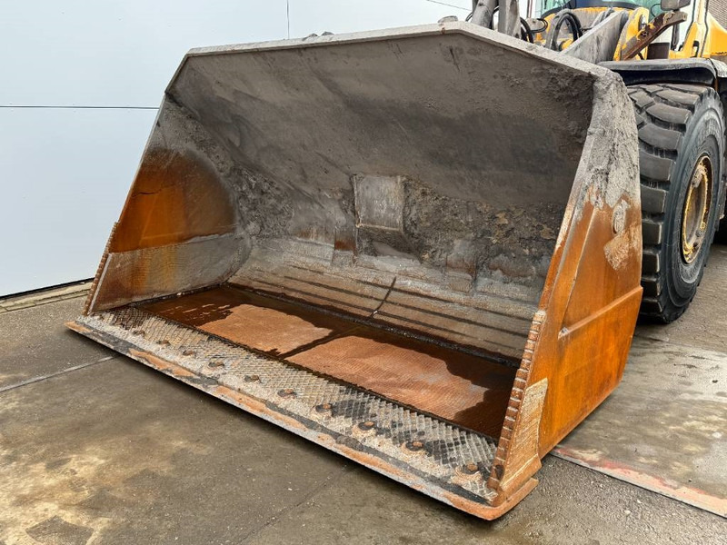 Колёсный погрузчик Volvo L220H - Dutch Machine / CDC Steering: фото 13