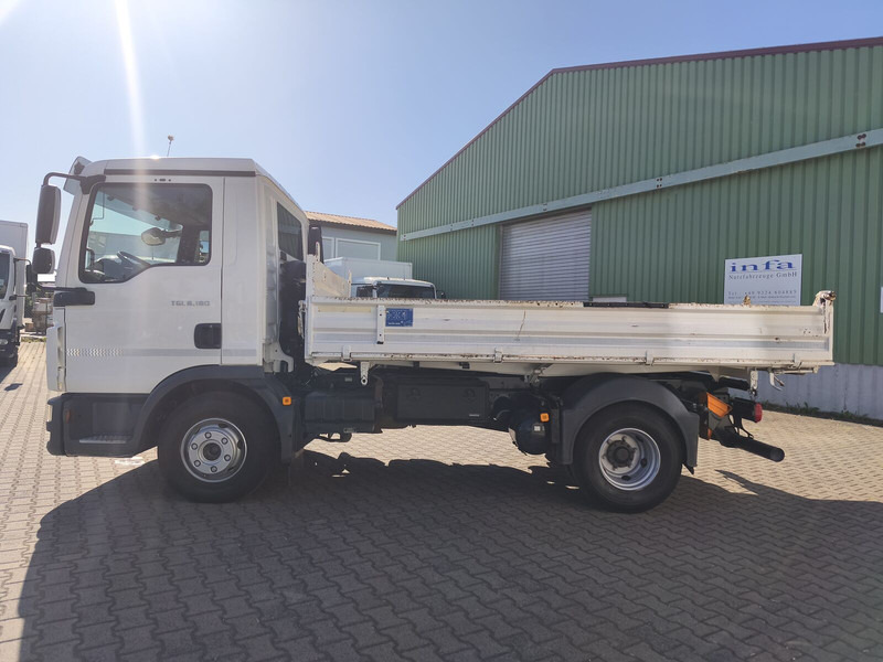 Самосвал MAN TGL 8.180: фото 8 Самосвал MAN TGL 8.180: фото 8