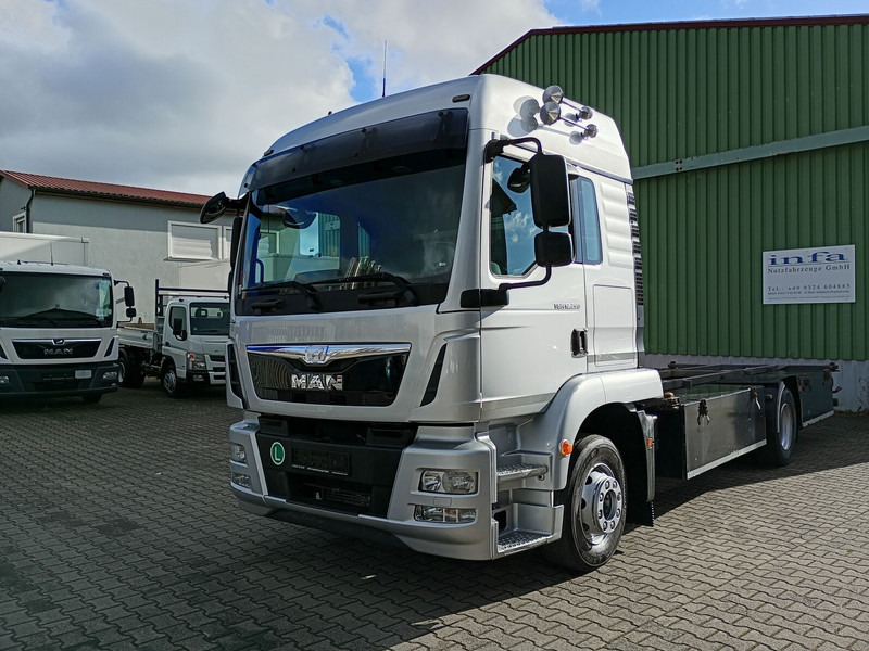 MAN TGM 12.290 BDF Euro 6 4x2 AHK (37) - Грузовик-шасси: фото 1 MAN TGM 12.290 BDF Euro 6 4x2 AHK (37) - Грузовик-шасси: фото 1