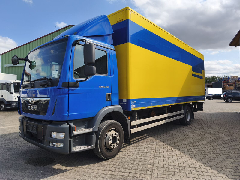 MAN TGM 15.250 - Грузовик с закрытым кузовом: фото 1 MAN TGM 15.250 - Грузовик с закрытым кузовом: фото 1