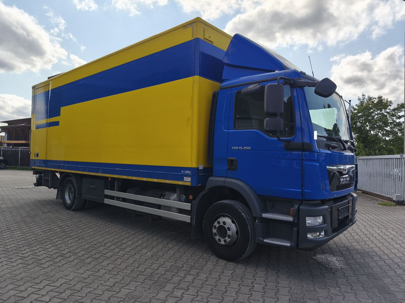 MAN TGM 15.250 - Грузовик с закрытым кузовом: фото 2 MAN TGM 15.250 - Грузовик с закрытым кузовом: фото 2