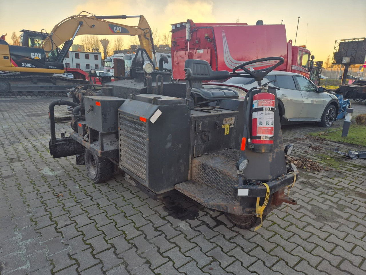 Diversen HM10HD / 1999 / 1 Owner Savalco HM10HD / 1999 / 1 Owner - Гудронатор: фото 4 Diversen HM10HD / 1999 / 1 Owner Savalco HM10HD / 1999 / 1 Owner - Гудронатор: фото 4