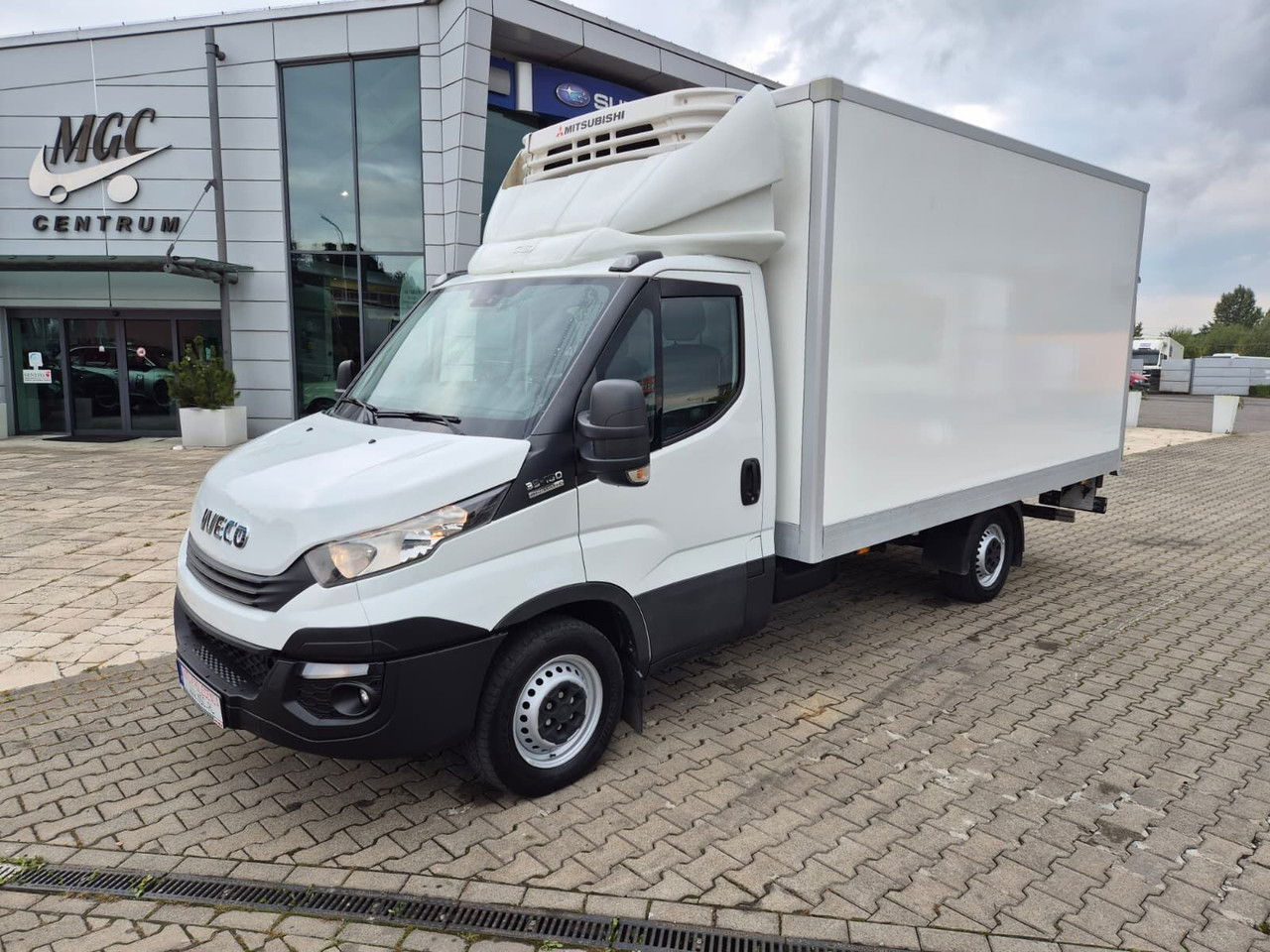 Iveco Daily 35S16 Hi-Matic / 1 Owner / Mitsubishi / Serviced - Малотоннажный рефрижератор: фото 1 Iveco Daily 35S16 Hi-Matic / 1 Owner / Mitsubishi / Serviced - Малотоннажный рефрижератор: фото 1