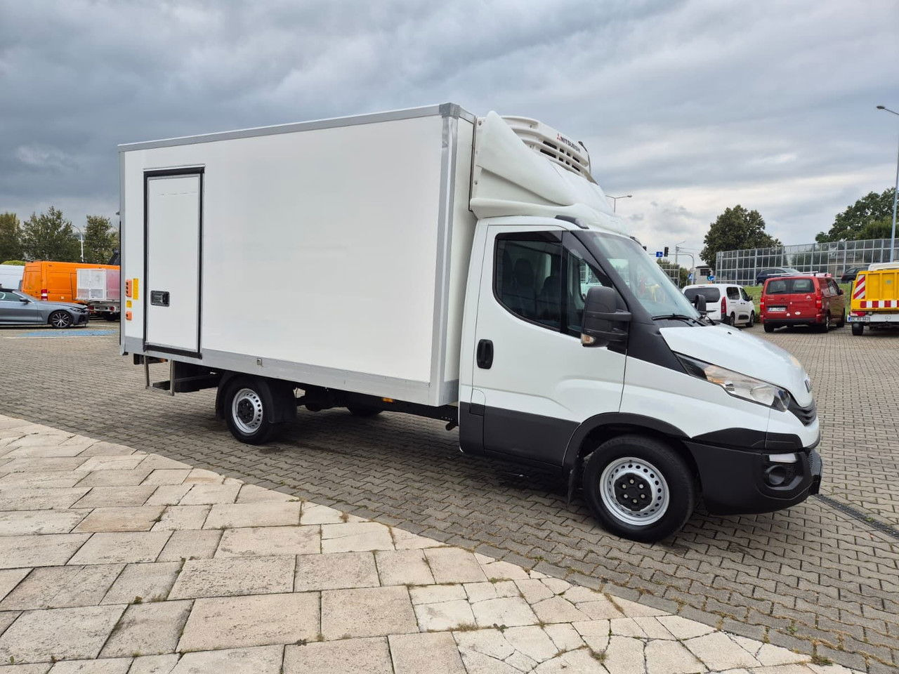 Iveco Daily 35S16 Hi-Matic / 1 Owner / Mitsubishi / Serviced - Малотоннажный рефрижератор: фото 5 Iveco Daily 35S16 Hi-Matic / 1 Owner / Mitsubishi / Serviced - Малотоннажный рефрижератор: фото 5