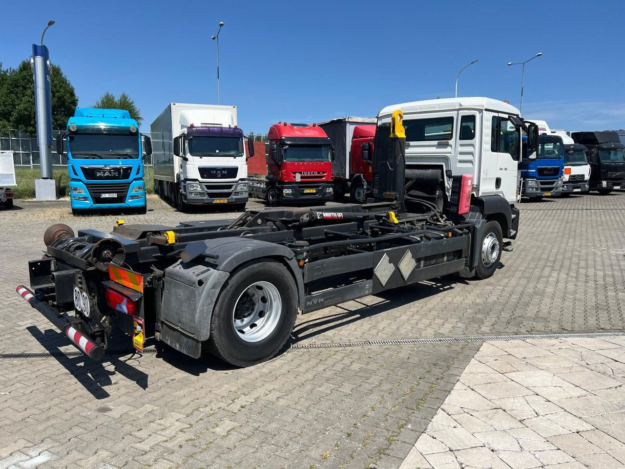 MAN TGS 18.320 / Multilift Joab / BIG Wheelbase - Грузовик-контейнеровоз/ Сменный кузов: фото 5 MAN TGS 18.320 / Multilift Joab / BIG Wheelbase - Грузовик-контейнеровоз/ Сменный кузов: фото 5