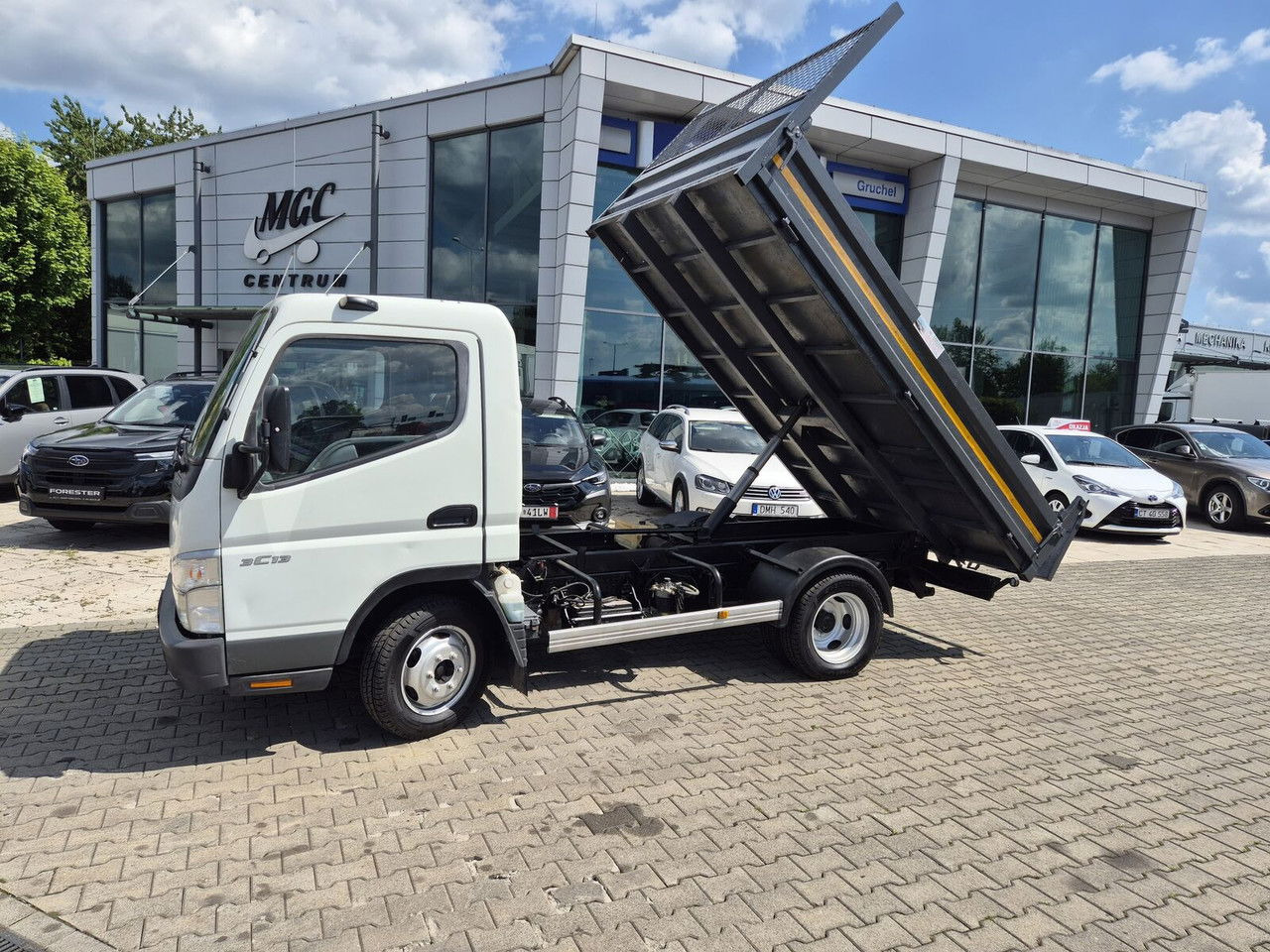 Mitsubishi Canter Fuso 3C13 / Kipper / Only 177TKM / Works Great - Самосвал: фото 1 Mitsubishi Canter Fuso 3C13 / Kipper / Only 177TKM / Works Great - Самосвал: фото 1