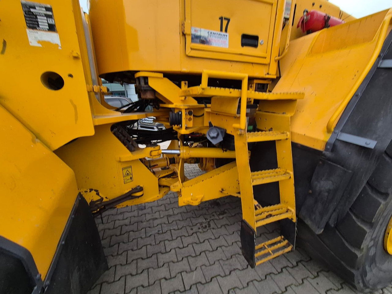 Колёсный погрузчик VOLVO L180 E / 4WD / 1 Owner / Wood LOG: фото 15 Колёсный погрузчик VOLVO L180 E / 4WD / 1 Owner / Wood LOG: фото 15