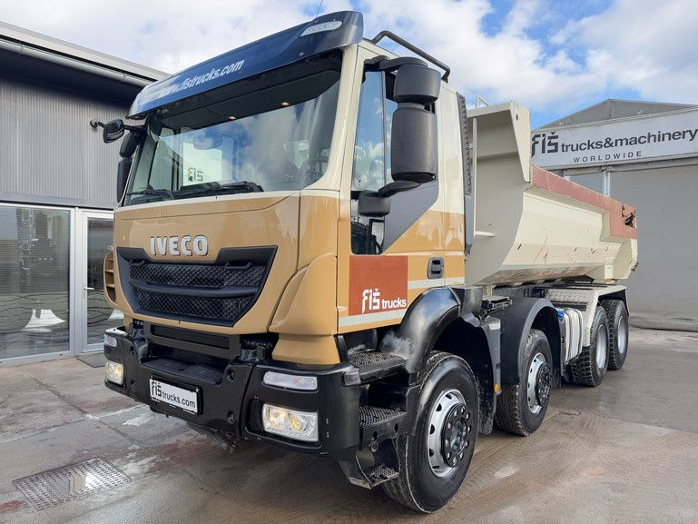Iveco Trakker AD340T41 8x4 mulda tipper - hydraulic back - Самосвал: фото 1 Iveco Trakker AD340T41 8x4 mulda tipper - hydraulic back - Самосвал: фото 1
