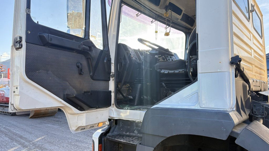 Самосвал MAN 27.403 - 6x4 - 3 sided tipper - perfect: фото 16