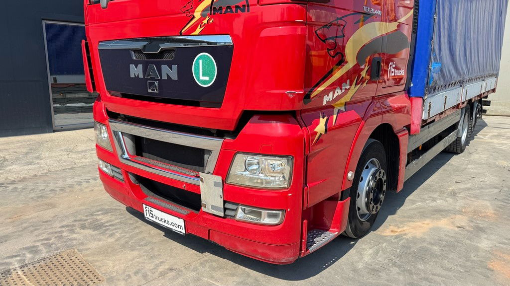 MAN TGX 26.440 6x2 box truck - retarder - lifting+steering axle - Грузовик с закрытым кузовом: фото 2 MAN TGX 26.440 6x2 box truck - retarder - lifting+steering axle - Грузовик с закрытым кузовом: фото 2