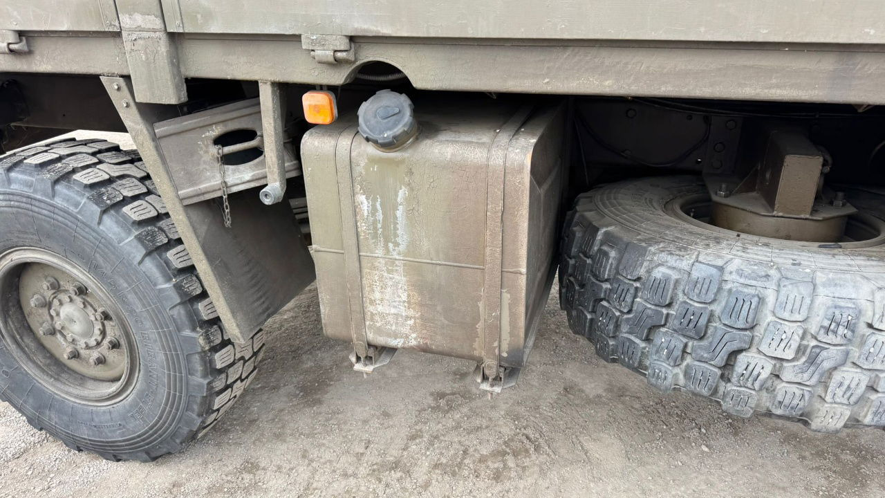 Steyr 12M18 4X4 stake body -  truck - Тентованный грузовик: фото 4 Steyr 12M18 4X4 stake body -  truck - Тентованный грузовик: фото 4