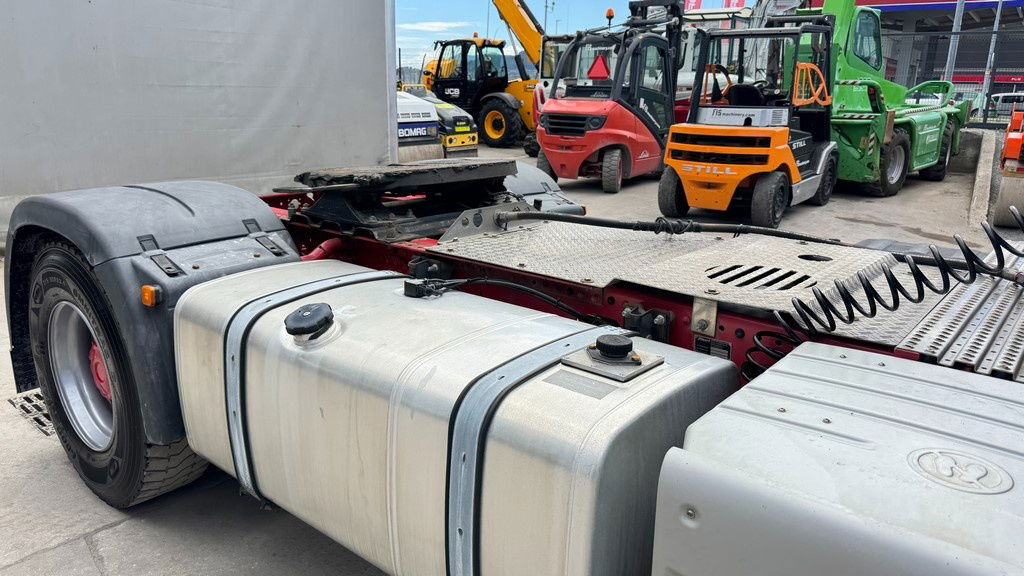 MAN TGS 18.480 4X4 tractor unit - tipper hydraulics - Тягач: фото 4 MAN TGS 18.480 4X4 tractor unit - tipper hydraulics - Тягач: фото 4