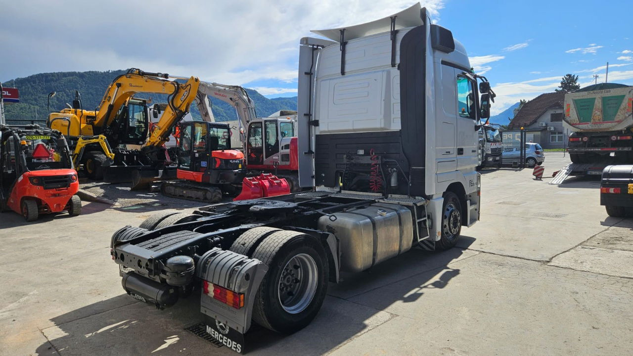 Mercedes-Benz Actros 1844 LS 4x2 tractor unit - Тягач: фото 5 Mercedes-Benz Actros 1844 LS 4x2 tractor unit - Тягач: фото 5