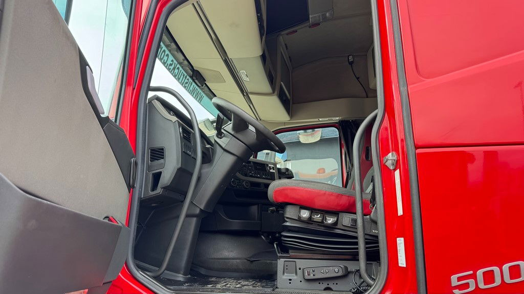 Грузовик-контейнеровоз/ Сменный кузов Volvo FH 500 6x4 forest truck - Epsilon 110Z - scissors: фото 13 Грузовик-контейнеровоз/ Сменный кузов Volvo FH 500 6x4 forest truck - Epsilon 110Z - scissors: фото 13