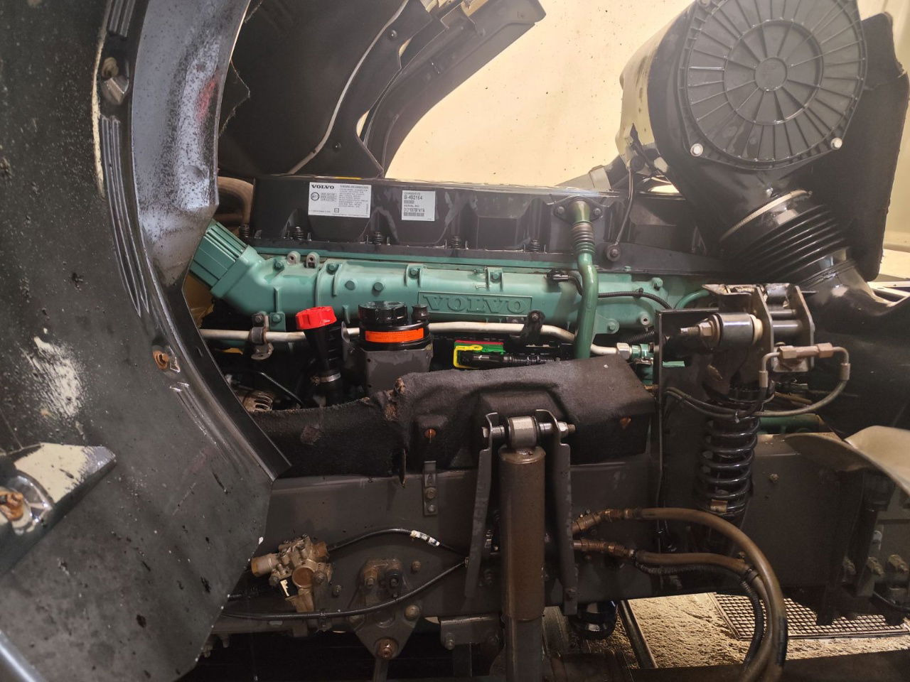 Самосвал Volvo FM 400 6x4 bordmatic tipper - motor brake: фото 22