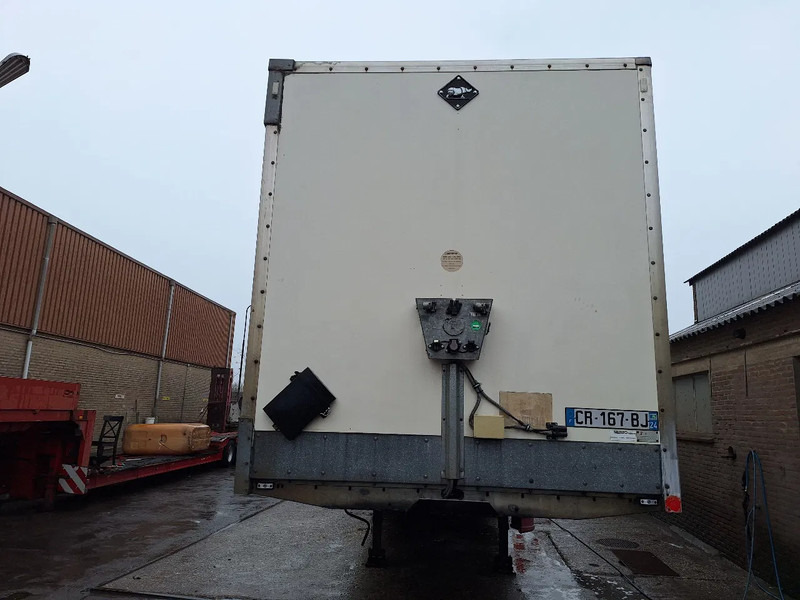 Samro ST39MHPE - Полуприцеп-фургон: фото 2 Samro ST39MHPE - Полуприцеп-фургон: фото 2