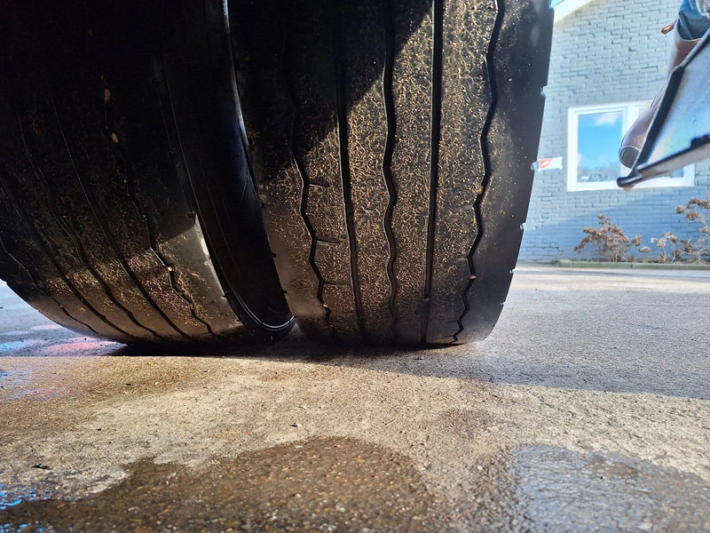 Тягач Scania R520 R520 V8: фото 18