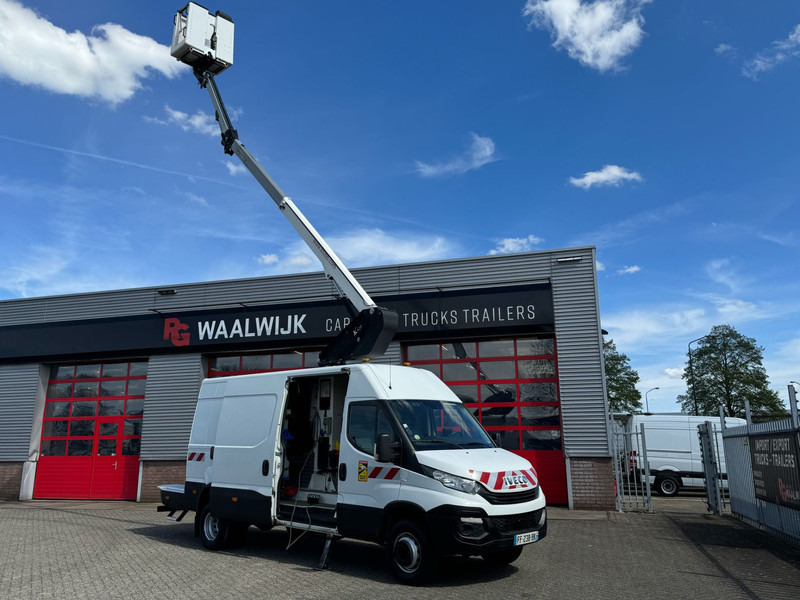 Iveco 70C15H 2 persoonslift, 15 meter werkhoogte K 42 - Грузовик: фото 2 Iveco 70C15H 2 persoonslift, 15 meter werkhoogte K 42 - Грузовик: фото 2