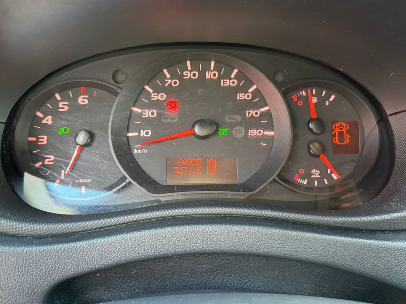 Лёгкий коммерческий автомобиль Renault Master 2.3 DCI  320 hours: фото 14