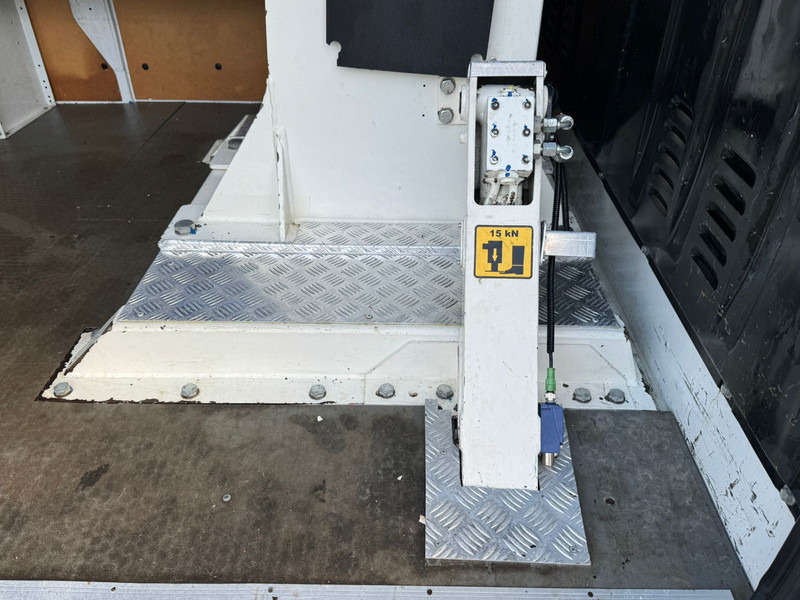 Лёгкий коммерческий автомобиль Renault Master 2.3 DCI  320 hours: фото 10