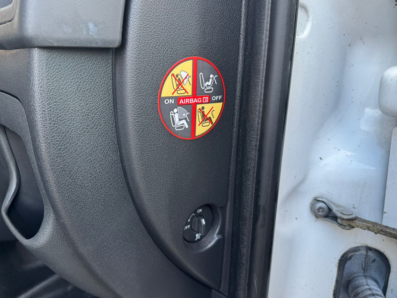 Лёгкий коммерческий автомобиль Renault Master 2.3 DCI  320 hours: фото 6