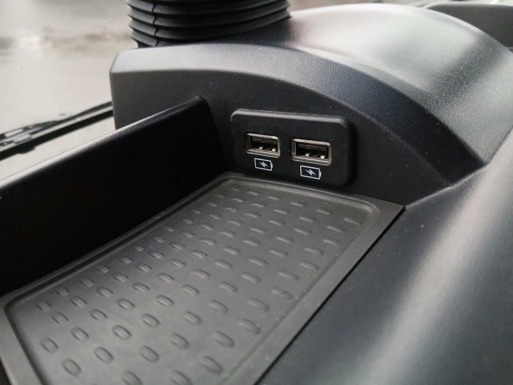 Iveco 120-220L Eurocargo - Грузовик с закрытым кузовом: фото 3 Iveco 120-220L Eurocargo - Грузовик с закрытым кузовом: фото 3