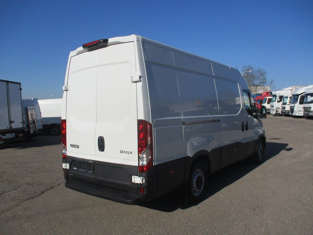 Iveco Daily 35S16 - Цельнометаллический фургон: фото 5 Iveco Daily 35S16 - Цельнометаллический фургон: фото 5