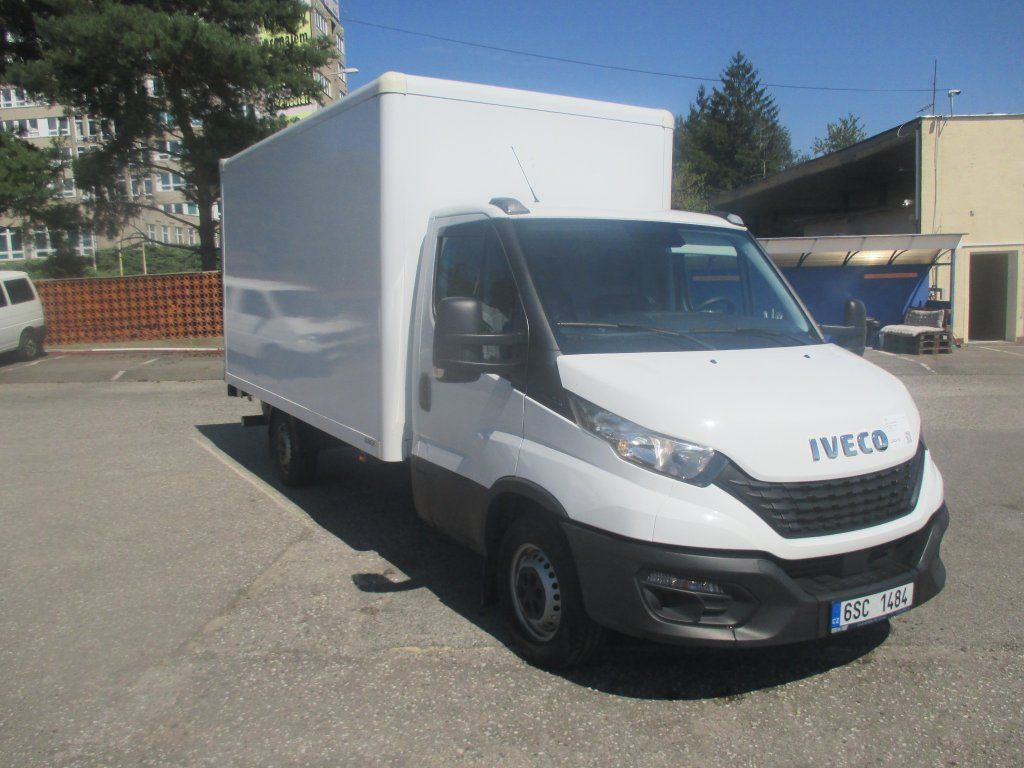 Iveco Daily 35S16 - Цельнометаллический фургон: фото 4 Iveco Daily 35S16 - Цельнометаллический фургон: фото 4