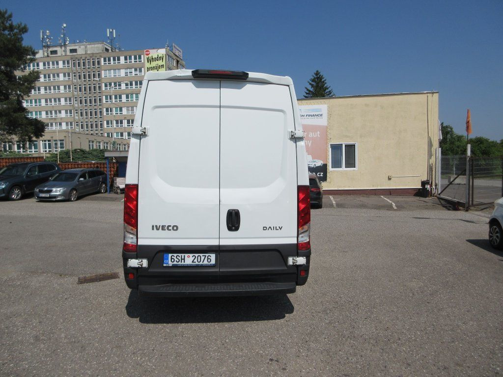 Iveco Daily 35S16 - Цельнометаллический фургон: фото 5 Iveco Daily 35S16 - Цельнометаллический фургон: фото 5