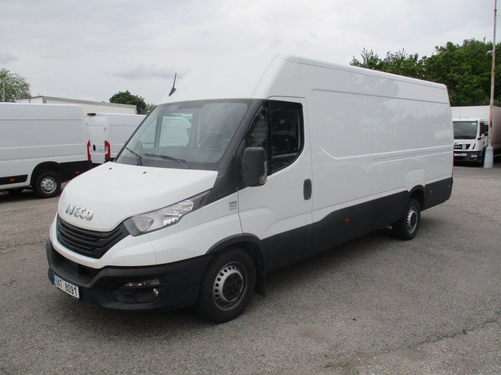 Iveco Daily 35S16 - Цельнометаллический фургон: фото 1 Iveco Daily 35S16 - Цельнометаллический фургон: фото 1