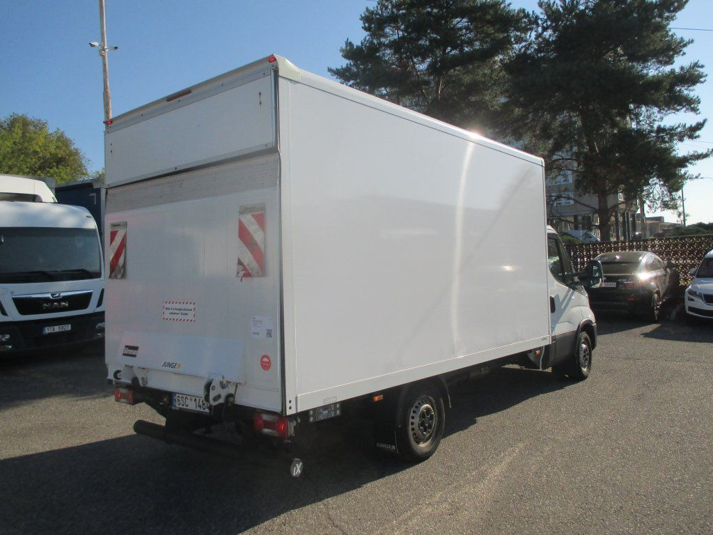 Iveco Daily 35S16 - Цельнометаллический фургон: фото 5 Iveco Daily 35S16 - Цельнометаллический фургон: фото 5