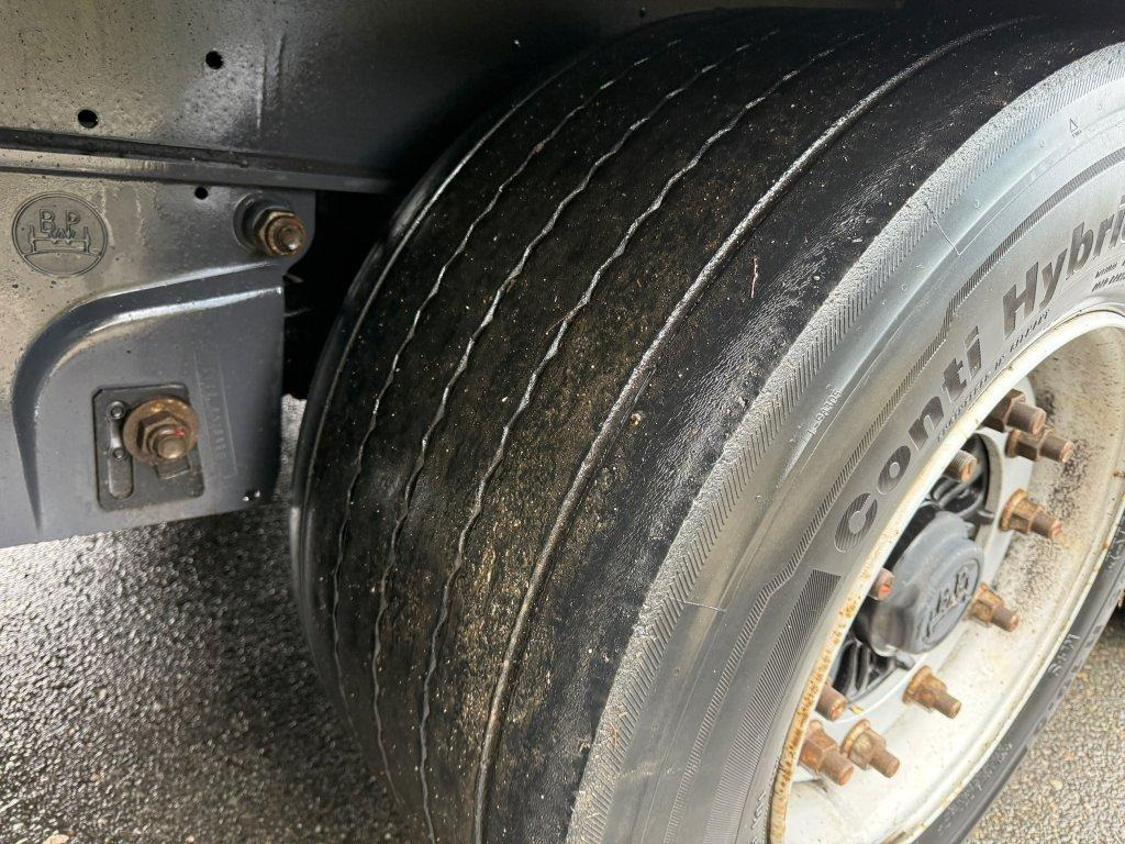 Тентованный полуприцеп Kässbohrer MEGA/lowdeck: фото 9