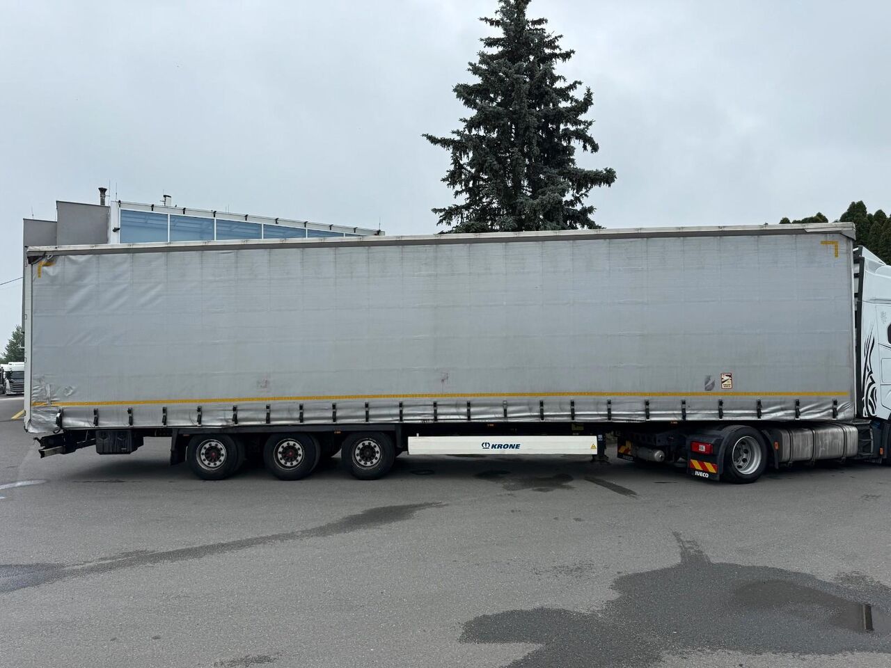 Krone MEGA/lowdeck SAF - Тентованный полуприцеп: фото 2 Krone MEGA/lowdeck SAF - Тентованный полуприцеп: фото 2