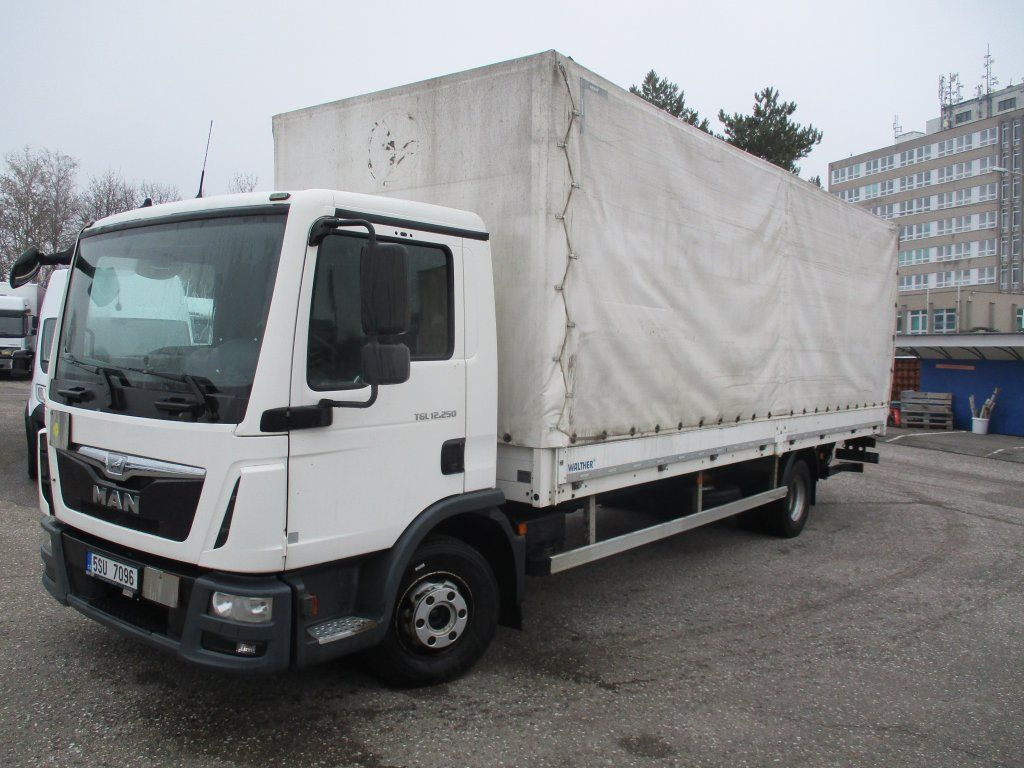 MAN TGL 12.250 - Тентованный грузовик: фото 2 MAN TGL 12.250 - Тентованный грузовик: фото 2