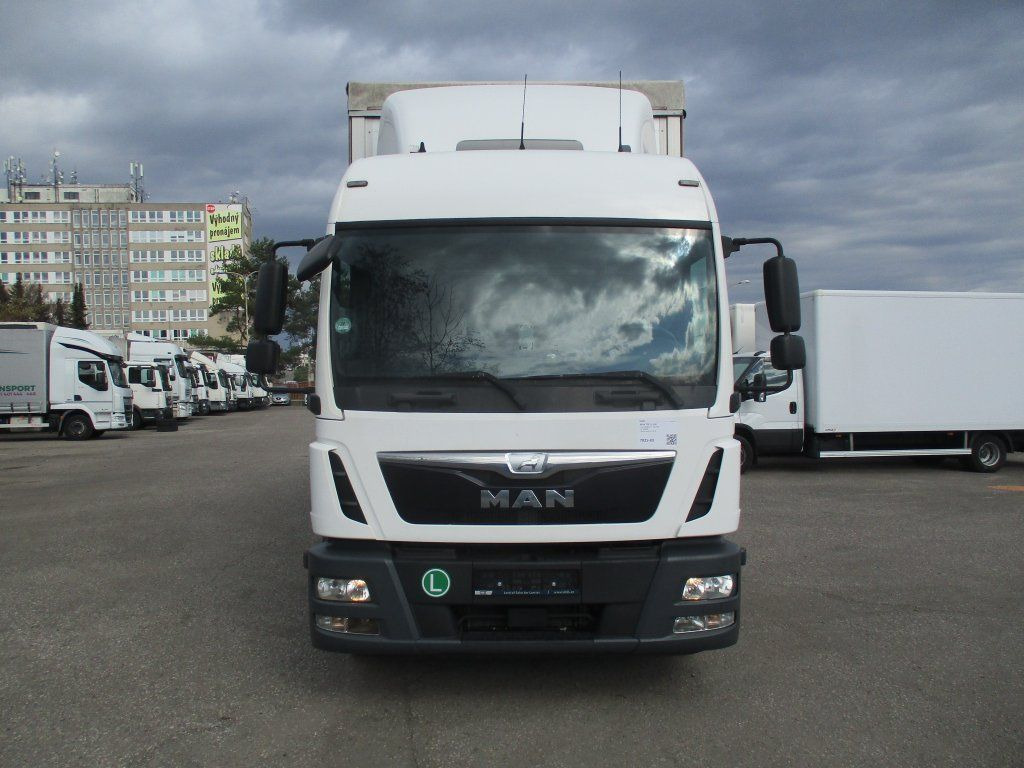MAN TGL12.250 - Тентованный грузовик: фото 2 MAN TGL12.250 - Тентованный грузовик: фото 2