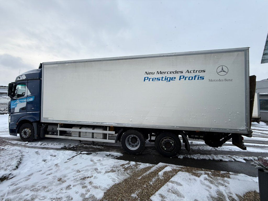 Mercedes-Benz 2542 Actros 6x2 EURO 6 - Рефрижератор: фото 5 Mercedes-Benz 2542 Actros 6x2 EURO 6 - Рефрижератор: фото 5