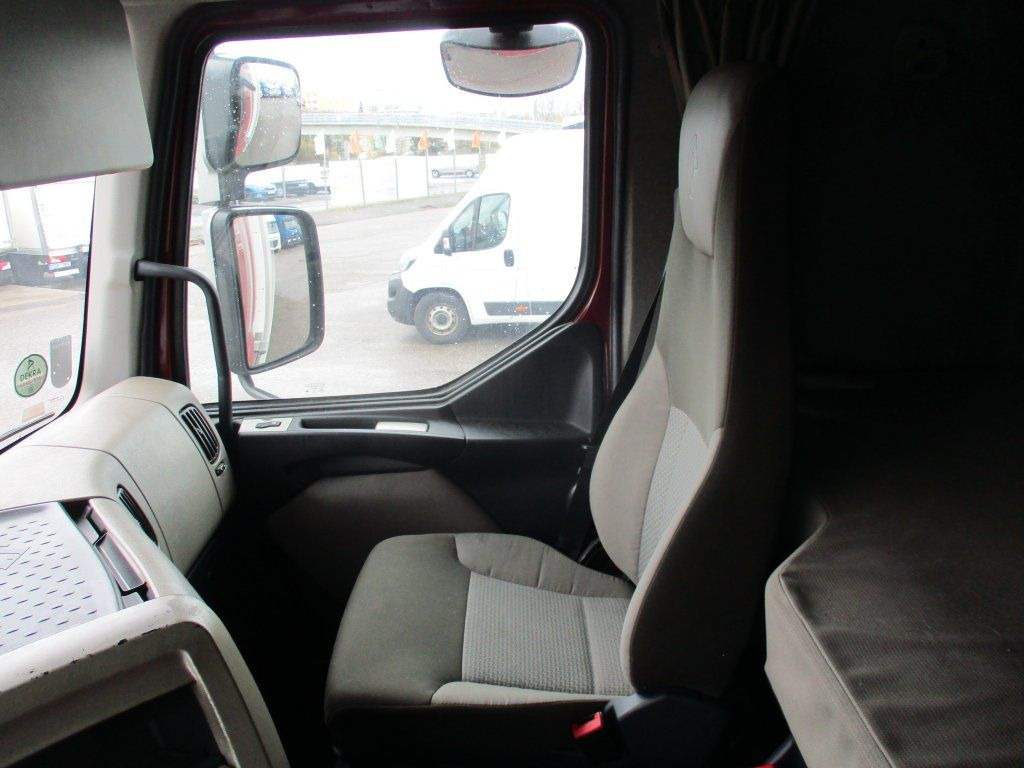 Грузовик с закрытым кузовом Renault Premium 460: фото 16