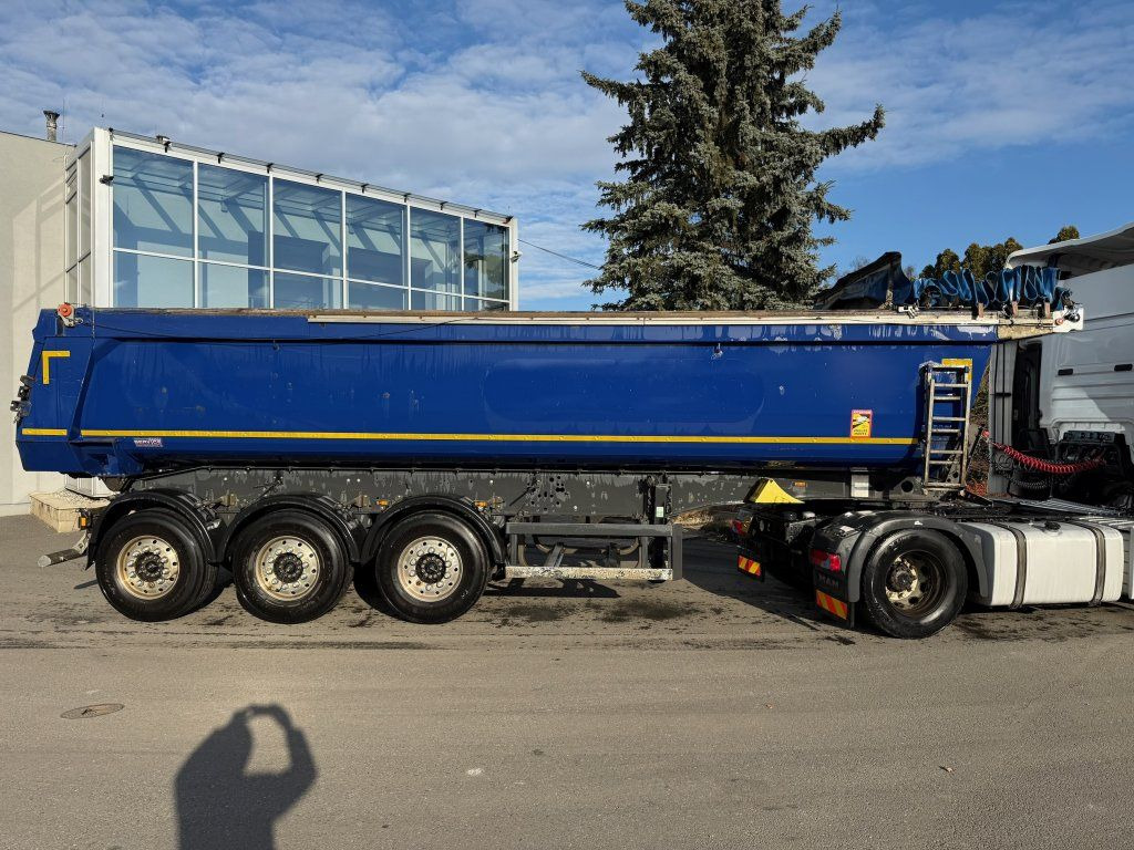 Schmitz Cargobull SKI24 30m3 - Самосвальный полуприцеп: фото 2 Schmitz Cargobull SKI24 30m3 - Самосвальный полуприцеп: фото 2