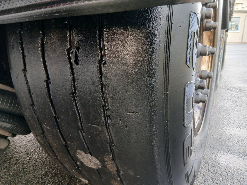 Тентованный полуприцеп Schwarzmüller SPA 3/E: фото 6