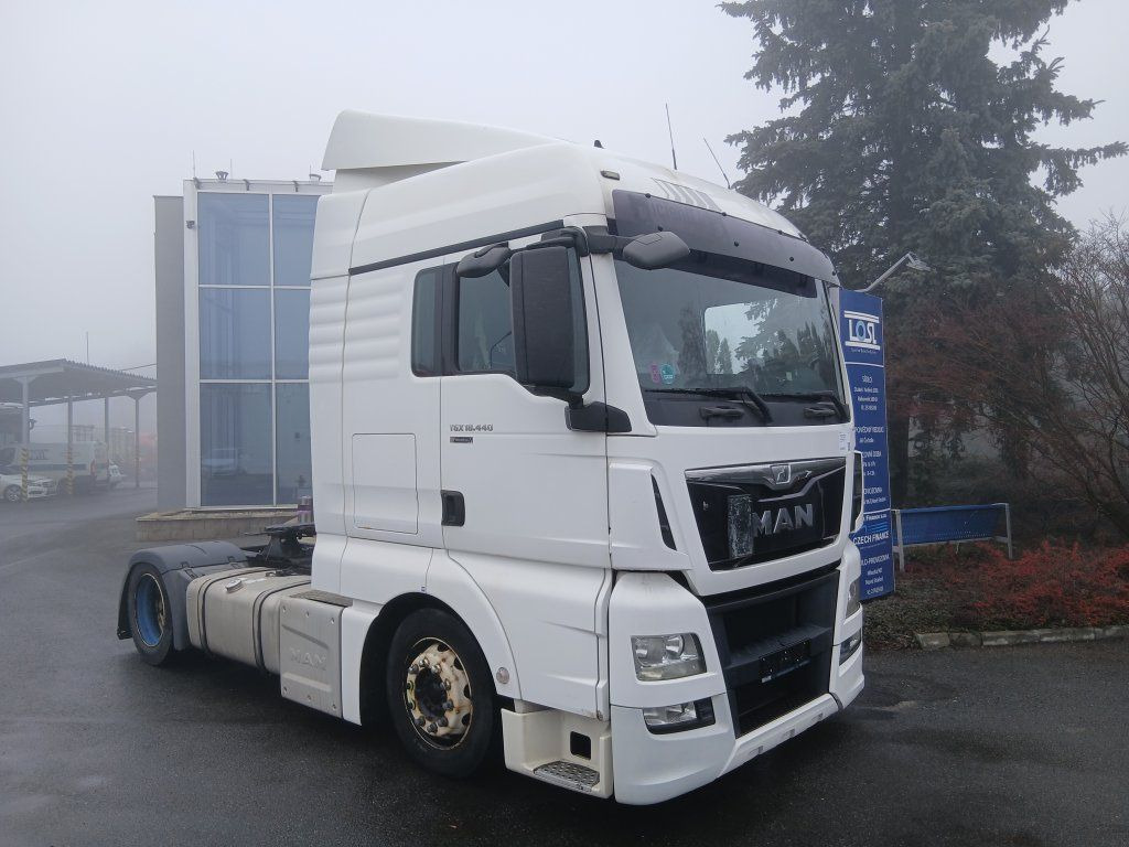 MAN TGX18.440 XLX - Тягач: фото 3 MAN TGX18.440 XLX - Тягач: фото 3