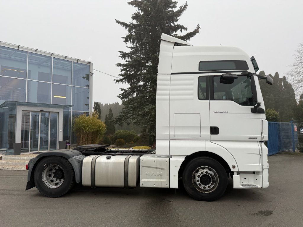 MAN TGX18.500 EURO 6 - Тягач: фото 3 MAN TGX18.500 EURO 6 - Тягач: фото 3